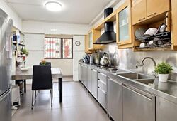 Blk 391 Yishun Avenue 6 (Yishun), HDB Executive #638254371